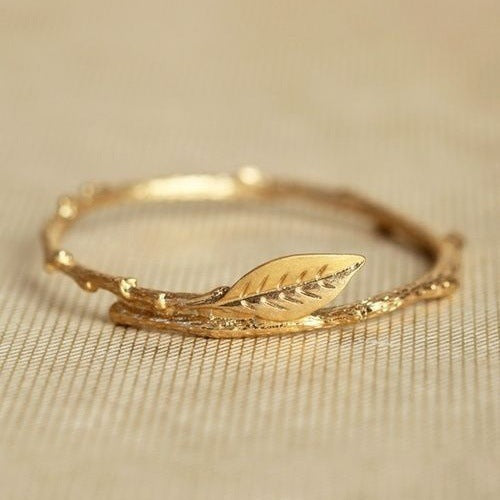 Creative Leaf Shape Electroplating 18K Ring