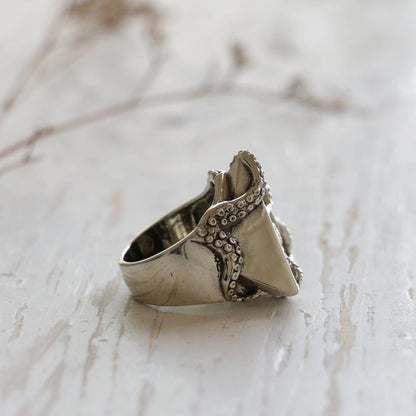 Creative Hip-hop Triangle Ring Domineering Men